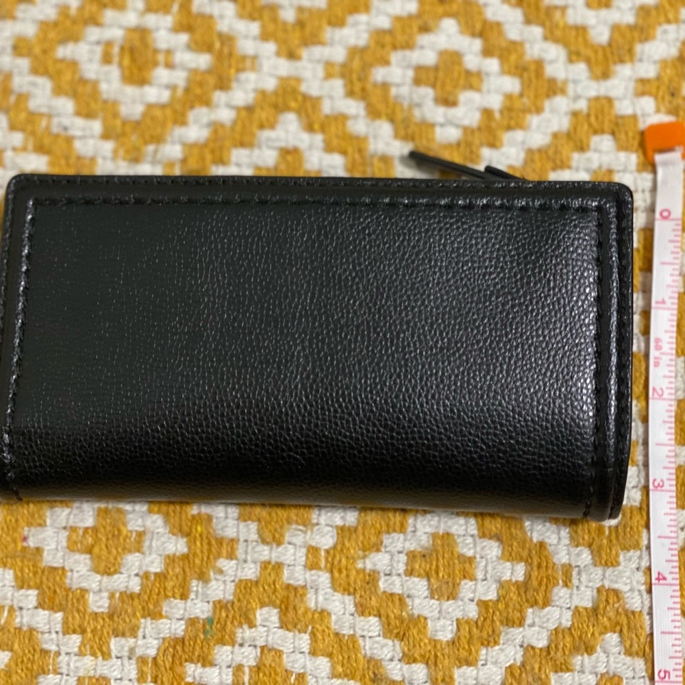 Kate Spade Wallet - Picture 6 of 6